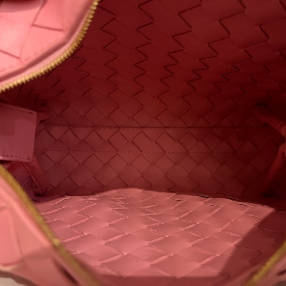 Bottega Venetta Loop Medium Bag (Ribbon/Gold Hardware) - Picture 4 of 4